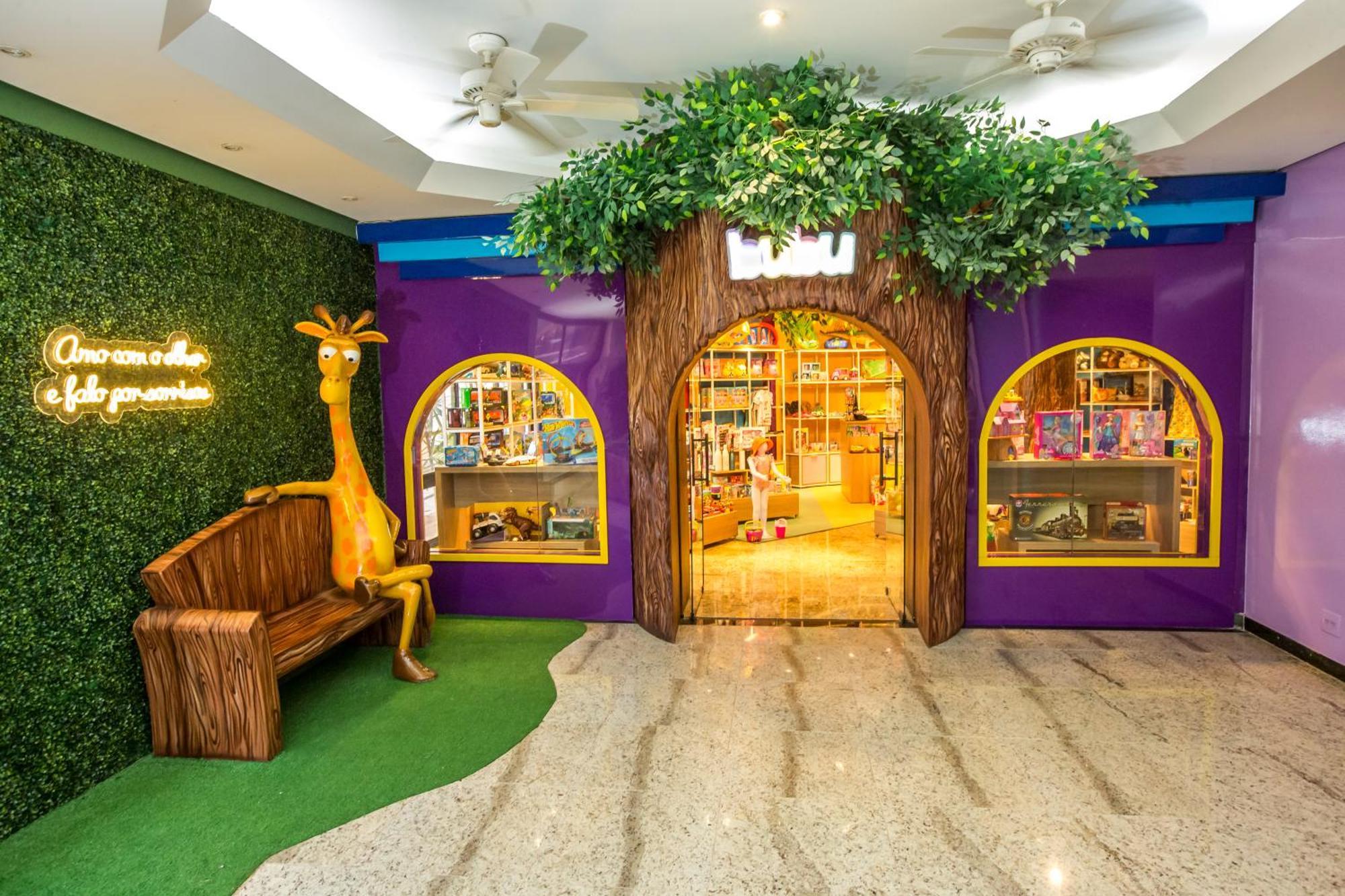 Blue Tree Thermas De Lins Resort Esterno foto The entrance of the children's library